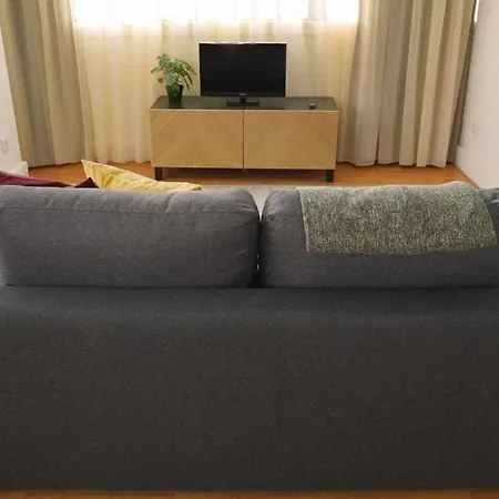 Ryamen Apartment *